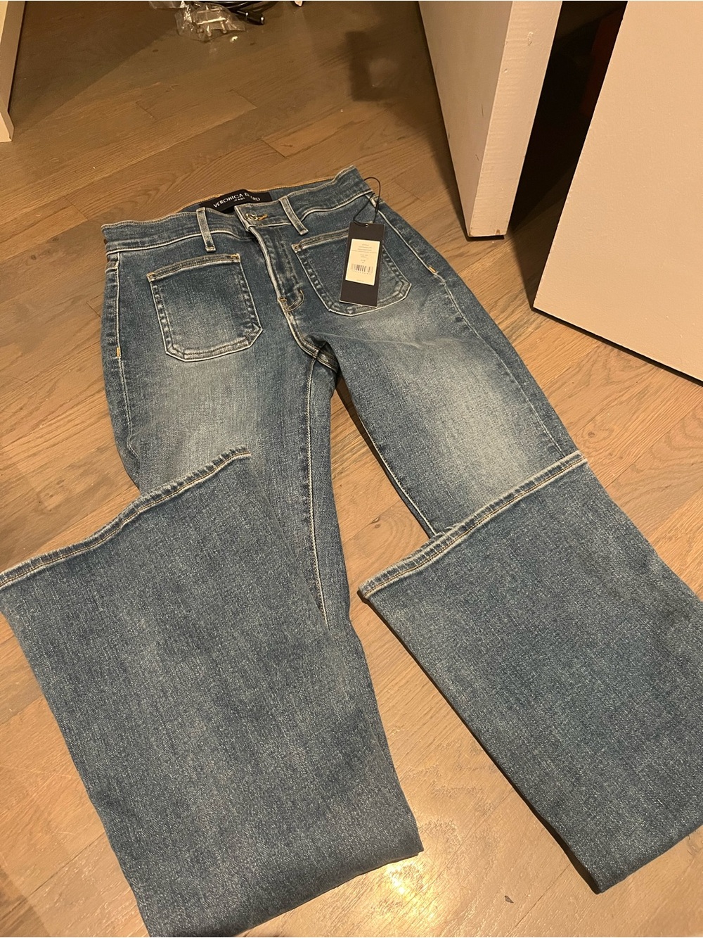 Veronica Beard NWT Beverly Skinny Flair Jeans, size 25